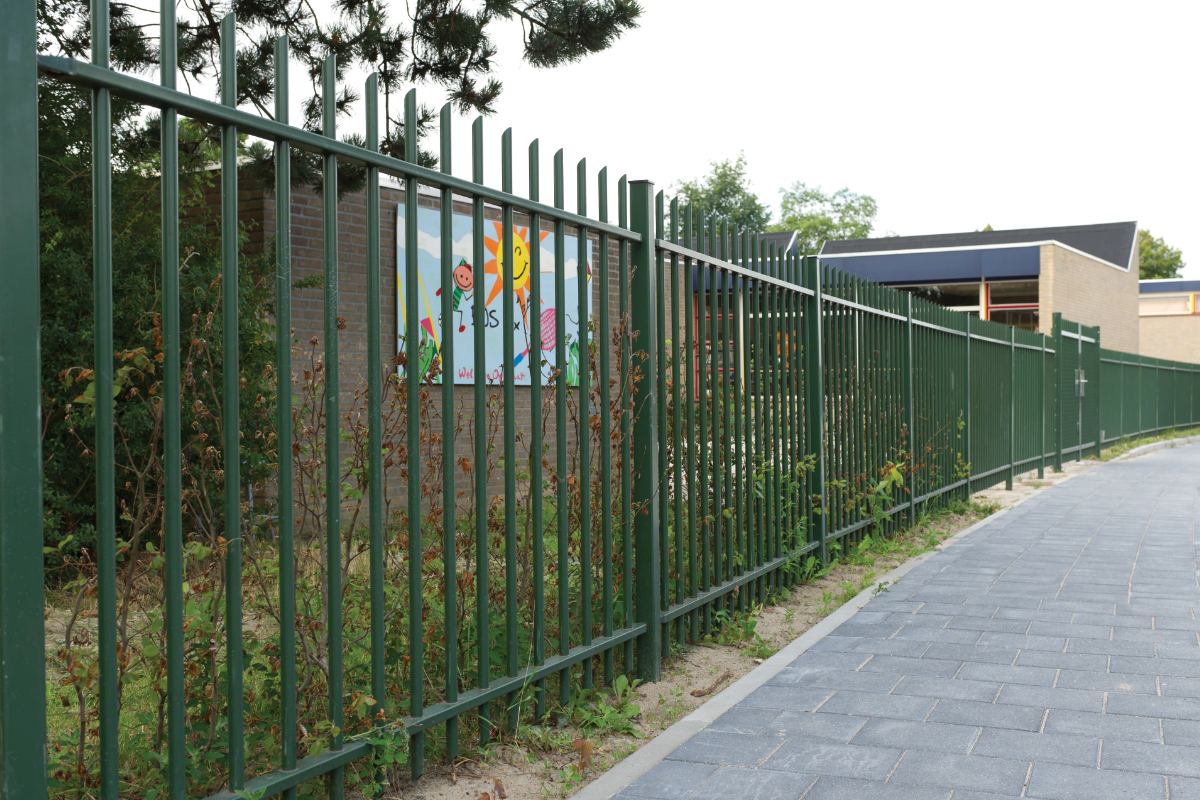 Hekwerk in Nagele: Complete Gids voor Plaatsing en Onderhoud